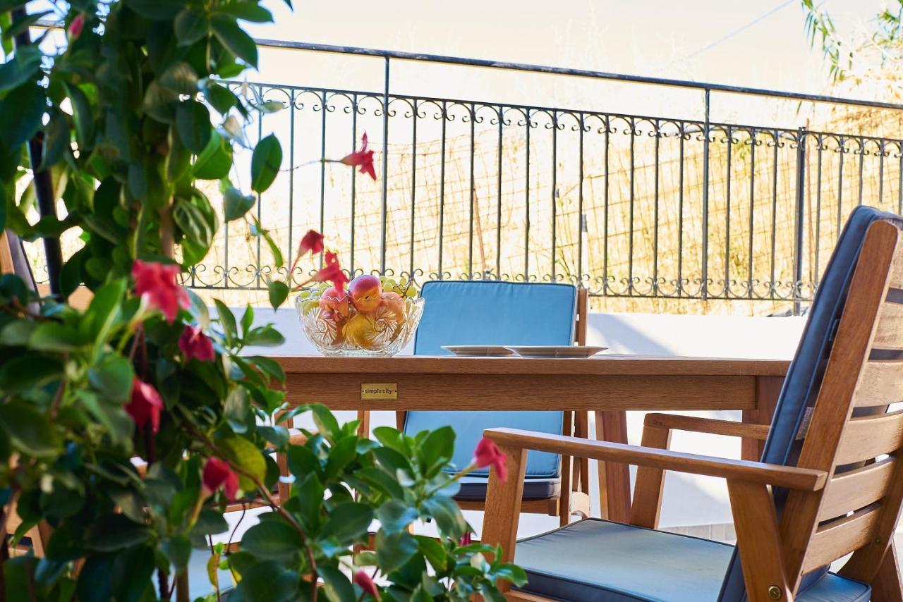 Lake View Suites Kávallos エクステリア 写真