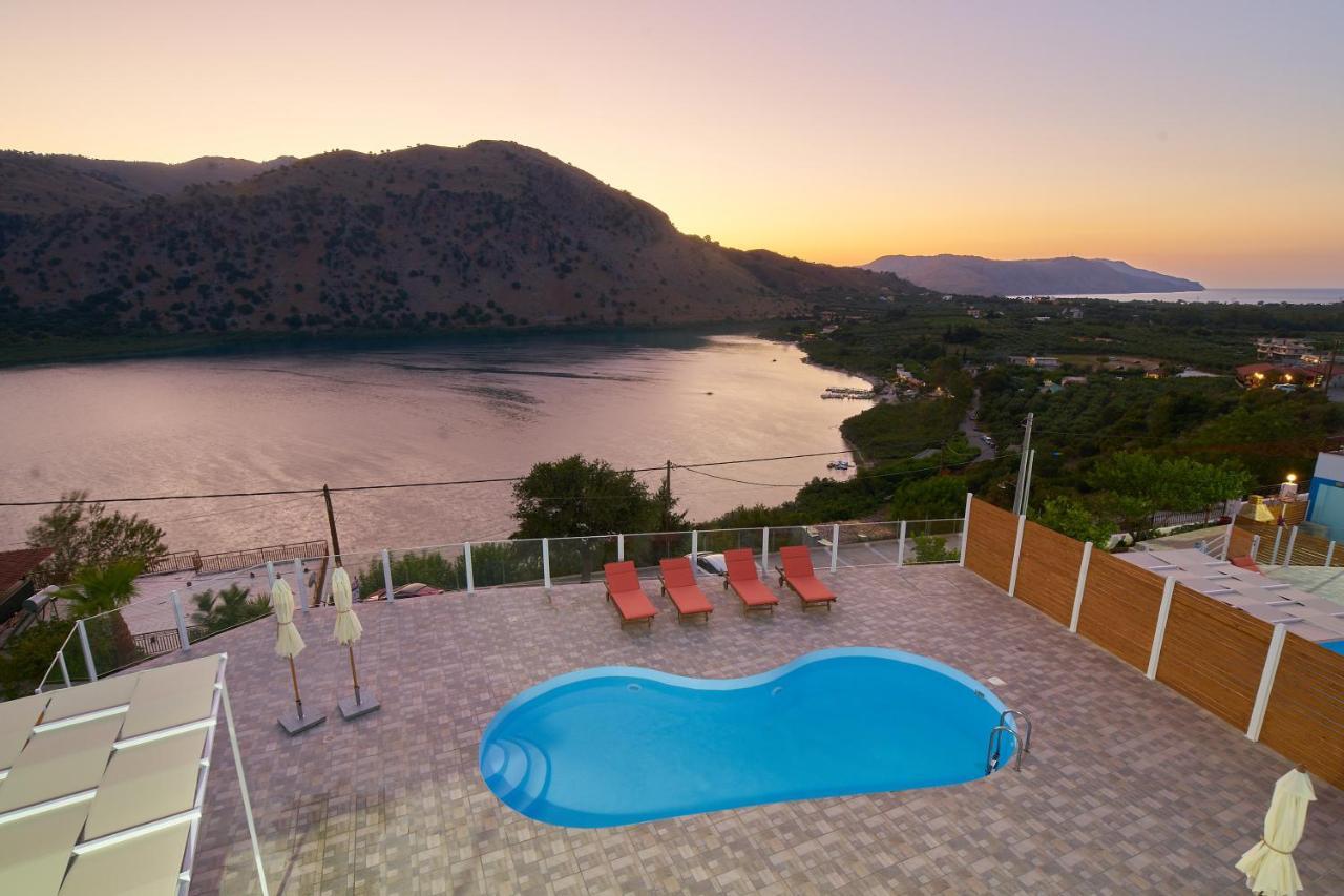 Lake View Suites Kávallos エクステリア 写真