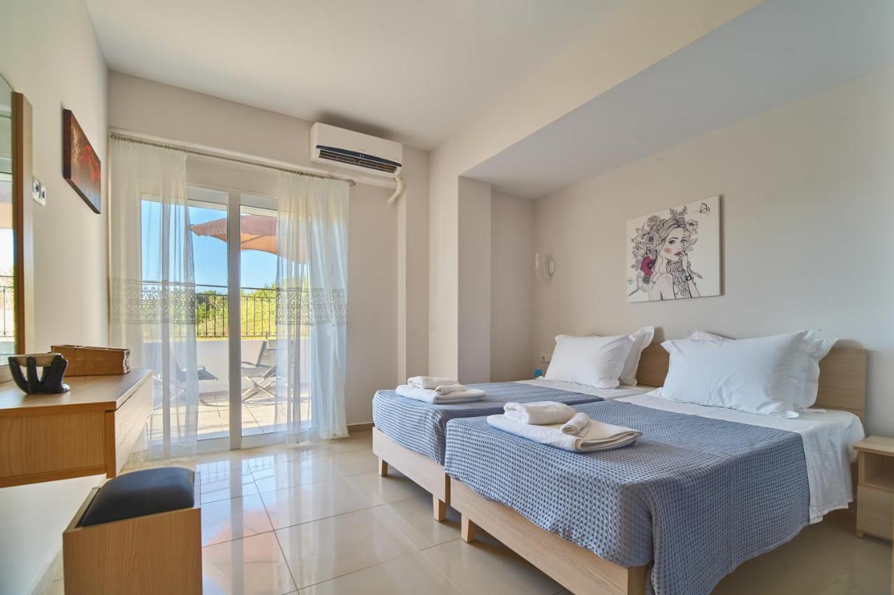 Lake View Suites Kávallos エクステリア 写真