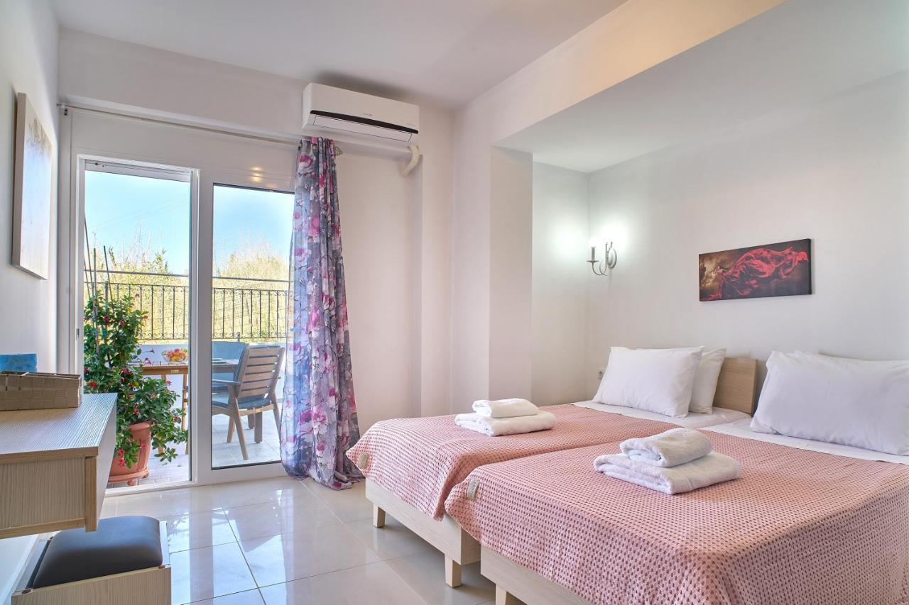 Lake View Suites Kávallos エクステリア 写真