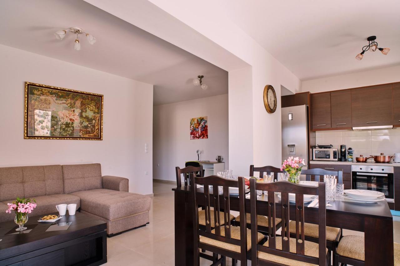 Lake View Suites Kávallos エクステリア 写真